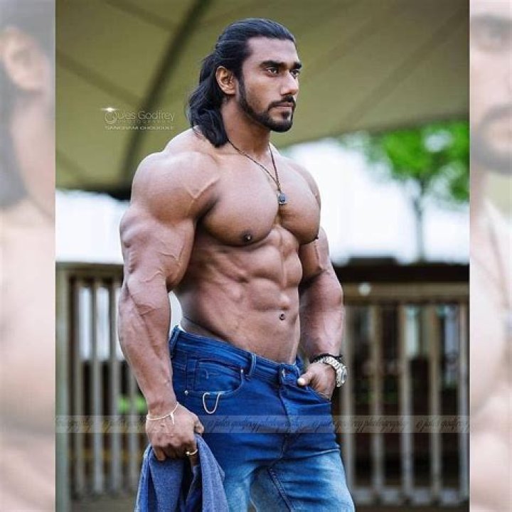 Ahwaan Kumar Height, Weight, Net Worth, Age, Birthday, Wikipedia, Who, Instagram, Biography