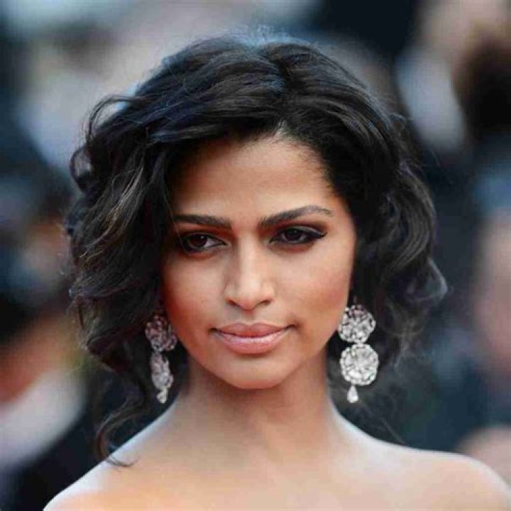 
Camila Alves Height, Weight, Net Worth, Age, Birthday, Wikipedia, Who, Nationality, Biography 