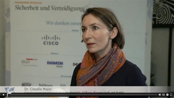 
Dr Claudia Major Lebenslauf Height, Weight, Net Worth, Age, Birthday, Wikipedia, Who, Nationality, Biography 