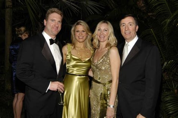 
Is Martha MacCallum Married? Her Bio, Age, Husband, Children and Net worth 